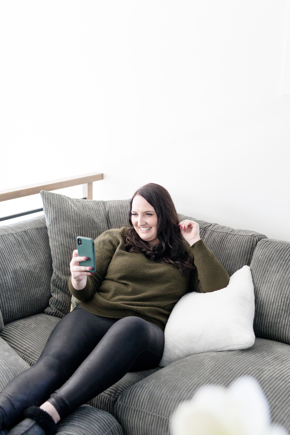 Kara from The Kara Report discusses Instagram vs. Pinterest.