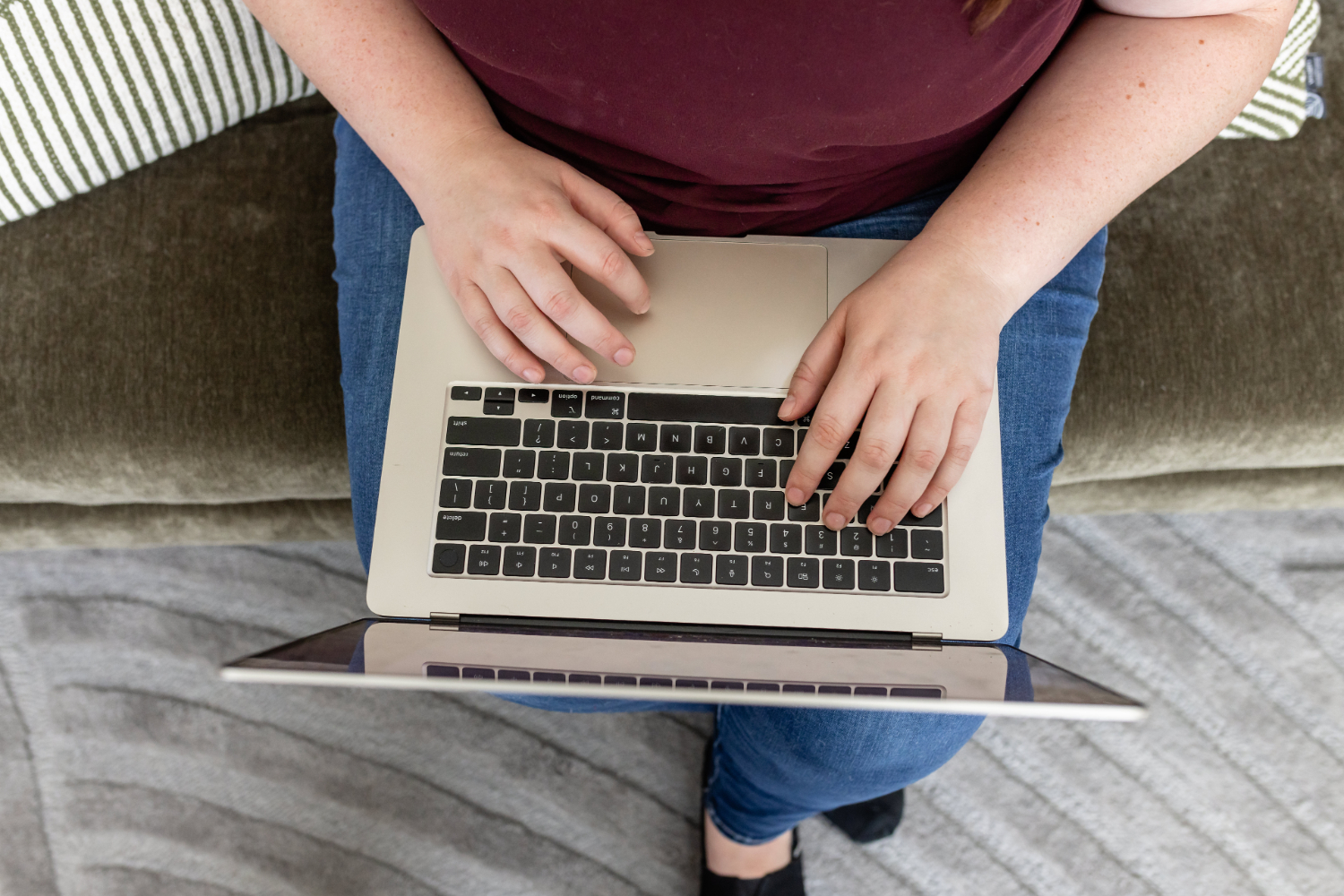 guide to write blog posts for your wedding business