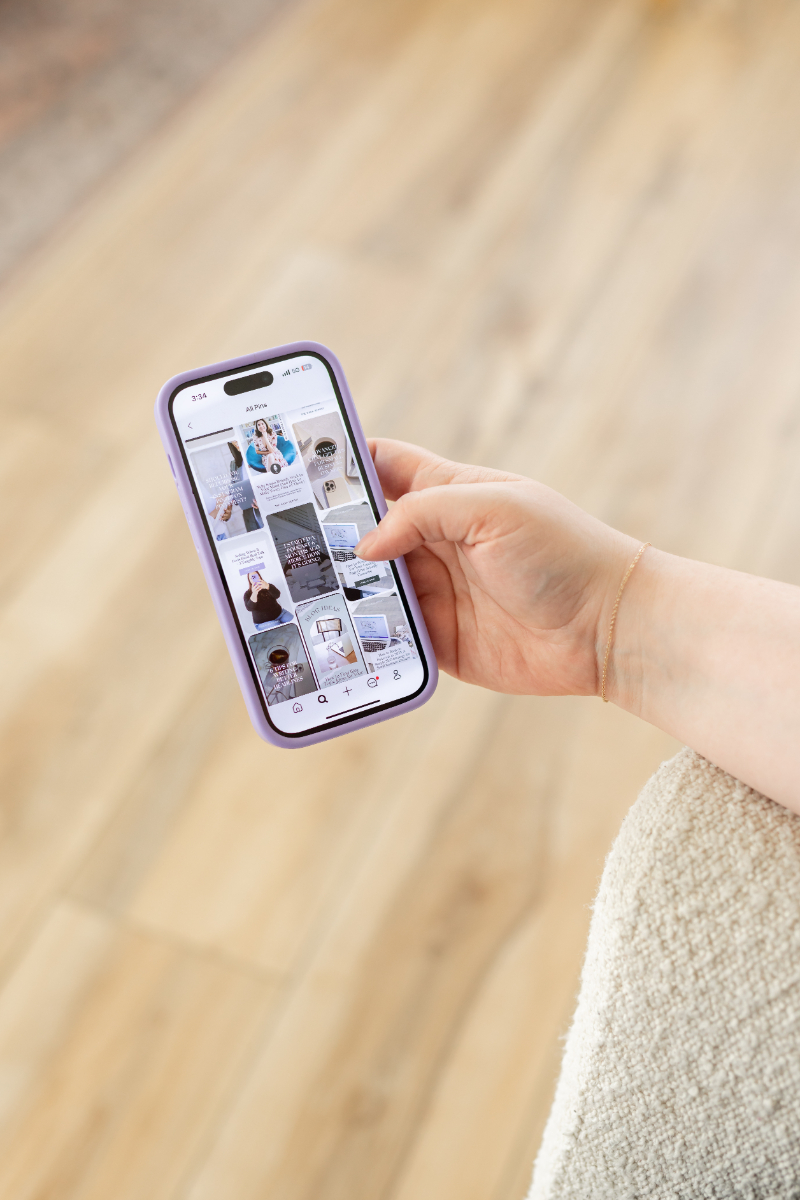 pinterest manager scrolling through Pinterest algorithm